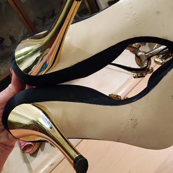 Nine West Dress Stilettos - Picture 5 of 7